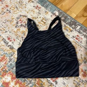 Lululemon high neck sports bra